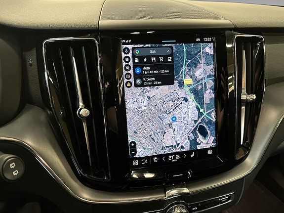 Volvo XC60 13 of 17
