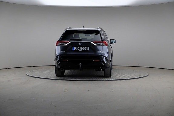 Toyota RAV4 Plug-in Hybrid 5 of 5