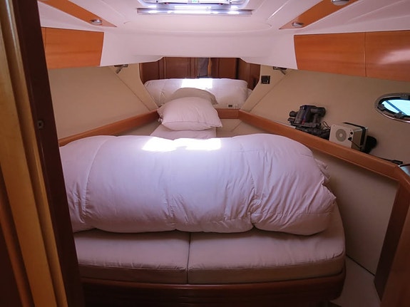 Beneteau Flyer 12 bästa och vackraste familjebåten som finns 18 of 29