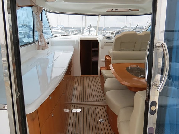 Beneteau Flyer 12 bästa och vackraste familjebåten som finns 9 of 29