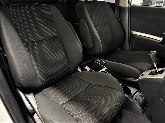 Toyota Corolla Verso 18 of 23