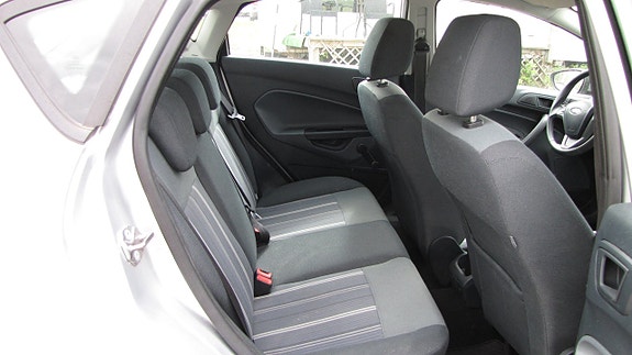 Ford Fiesta 7 of 8