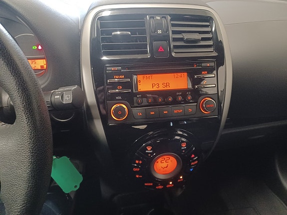 Nissan Micra 14 of 16