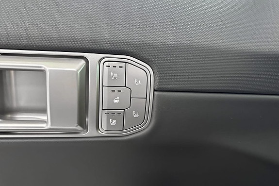 Kia EV4 20 of 25