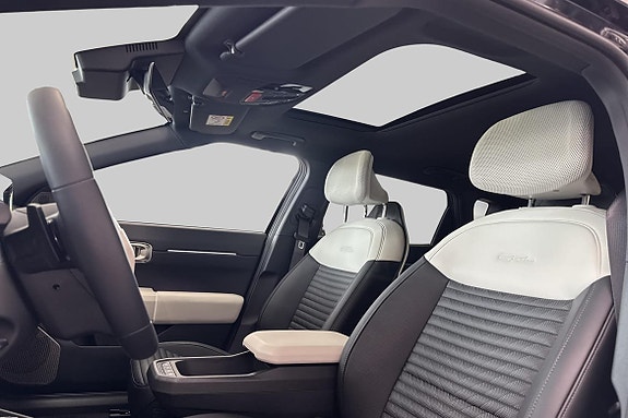 Kia EV4 6 of 25