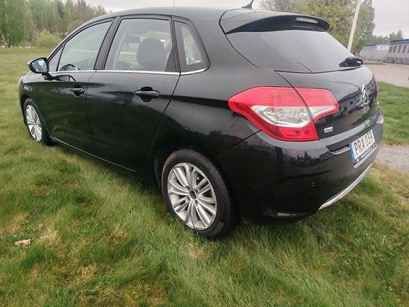 Citroen C4 16 of 24