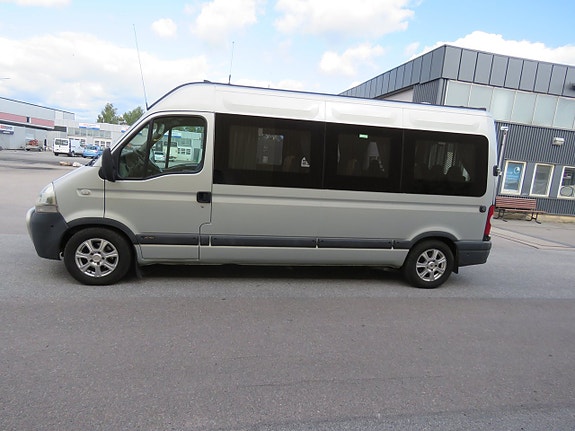 Nissan Interstar 3 of 5