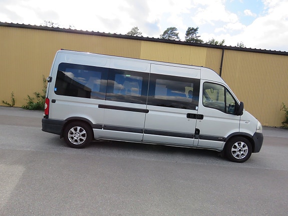 Nissan Interstar 4 of 5