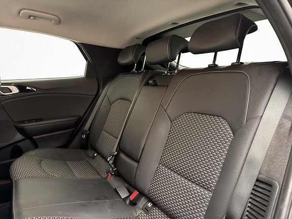Kia XCeed 14 of 30