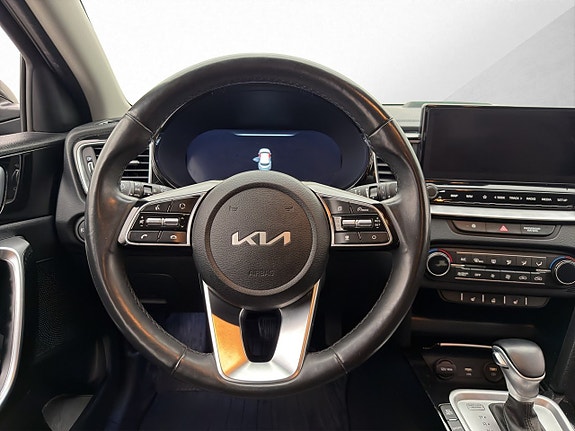 Kia XCeed 10 of 30