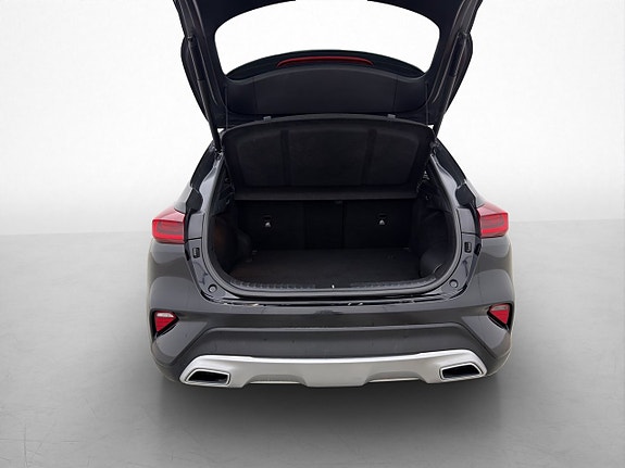 Kia XCeed 8 of 30