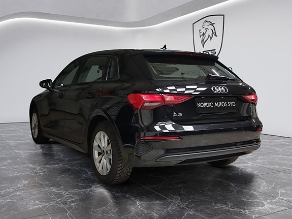 Audi A3 3 of 5