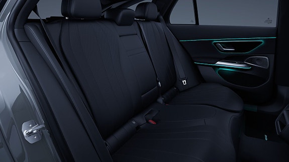 Mercedes-Benz E300 14 of 16