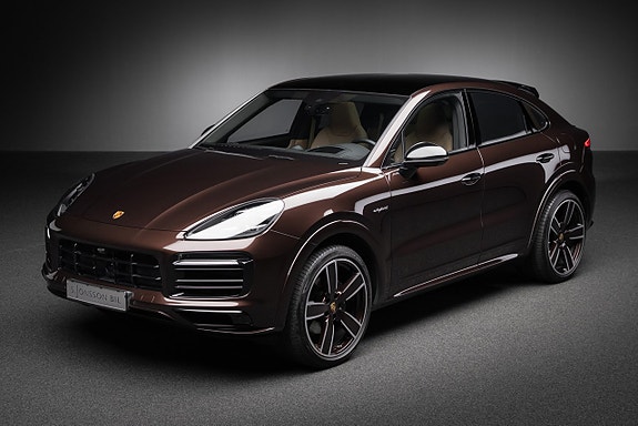 Porsche Cayenne Coupe 3 of 5