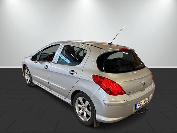 Peugeot 308 10 of 19