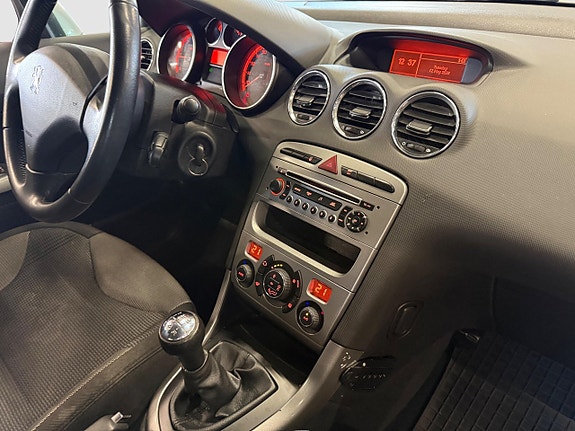 Peugeot 308 19 of 19