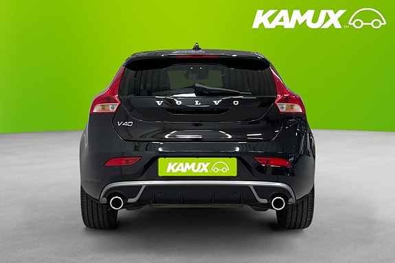 Volvo V40 5 of 5
