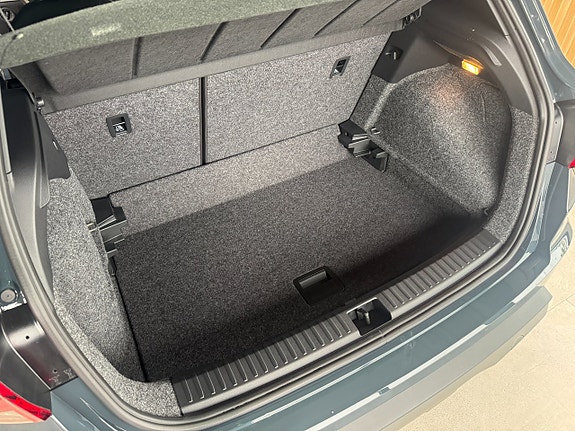 Seat Arona 9 of 17