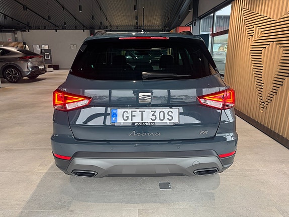 Seat Arona 4 of 5