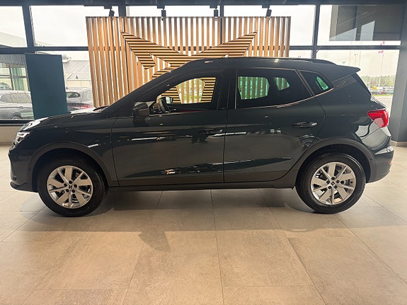Seat Arona 2 of 5