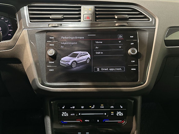 Volkswagen Tiguan 11 of 21