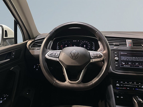 Volkswagen Tiguan 9 of 21