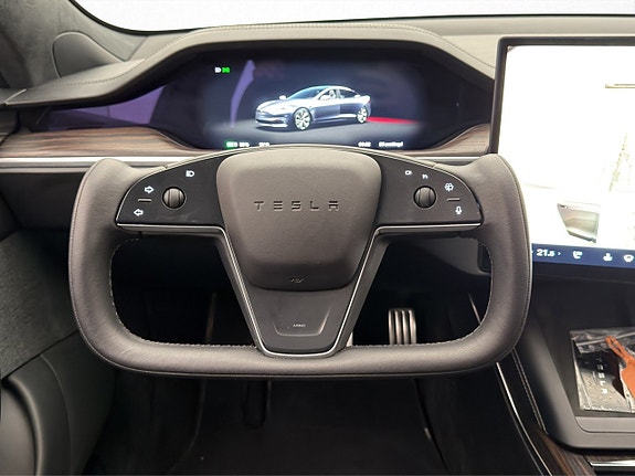 Tesla Model S 14 of 30