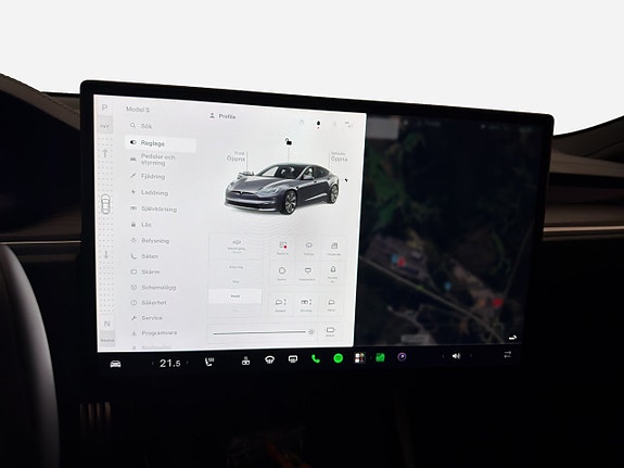 Tesla Model S 19 of 30