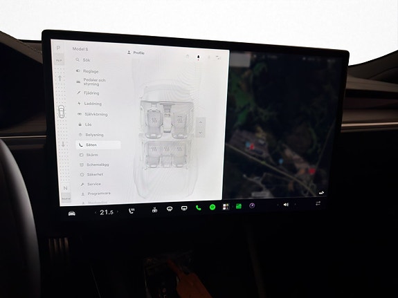 Tesla Model S 23 of 30