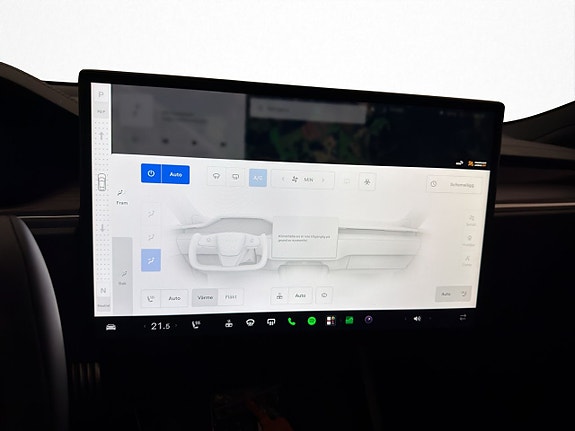 Tesla Model S 27 of 30