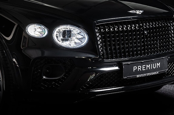 Bentley Bentayga 7 of 23