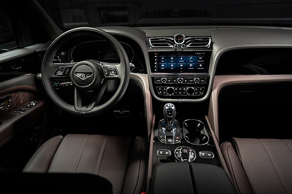 Bentley Bentayga 14 of 23