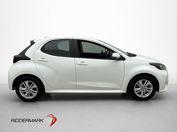 Toyota Yaris 4 of 5