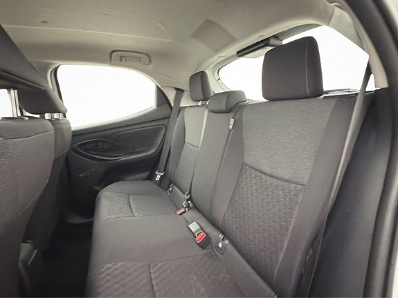 Toyota Yaris 24 of 30
