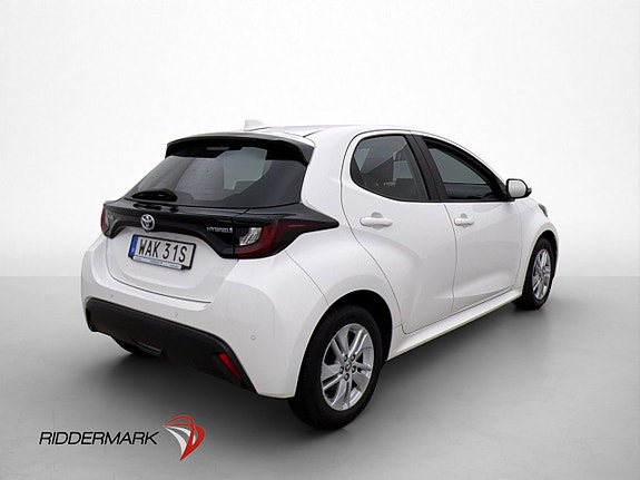 Toyota Yaris 5 of 5