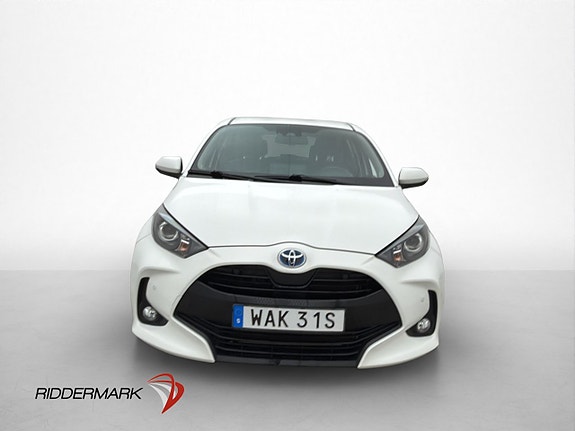 Toyota Yaris 2 of 5