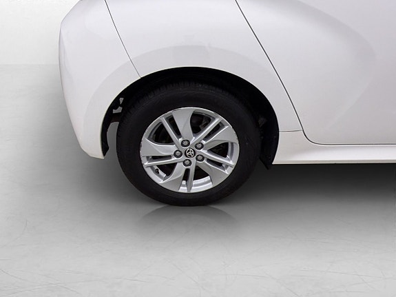 Toyota Yaris 29 of 30
