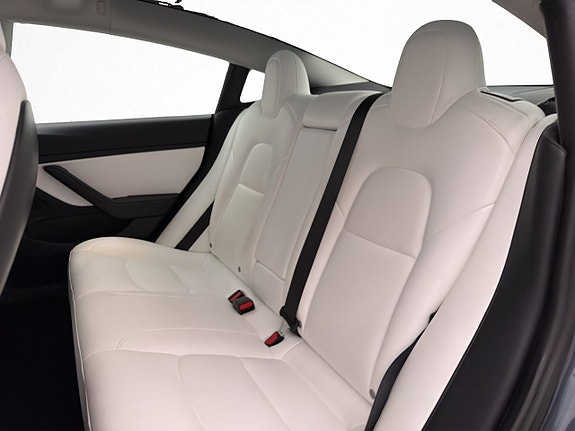 Tesla Model 3 29 of 30