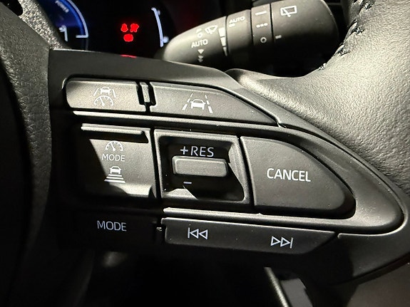 Mazda 2 12 of 12