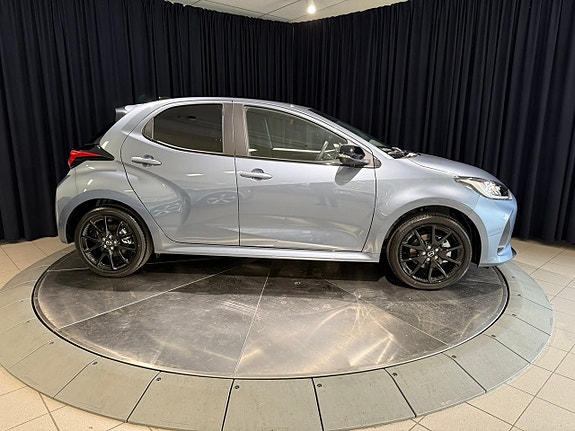 Mazda 2 7 of 12