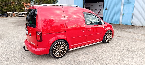 Volkswagen Caddy 2 of 5