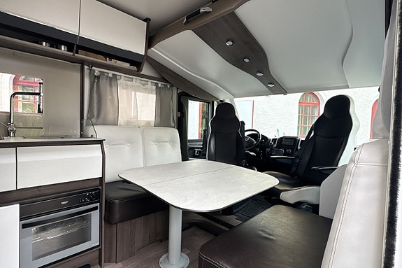Benimar Amphitryon 967 3500 KG Alde Golvvärme Kyl/frys Ugn 5 bädd SE SPEC 6 of 30