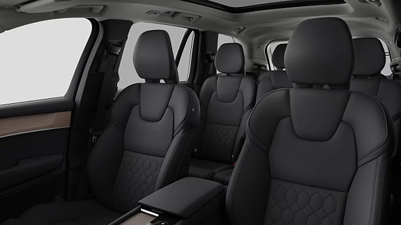 Volvo XC90 3 of 5