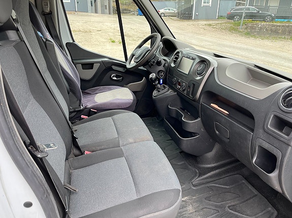 Renault Master 16 of 19