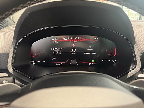 Seat Arona 11 of 17