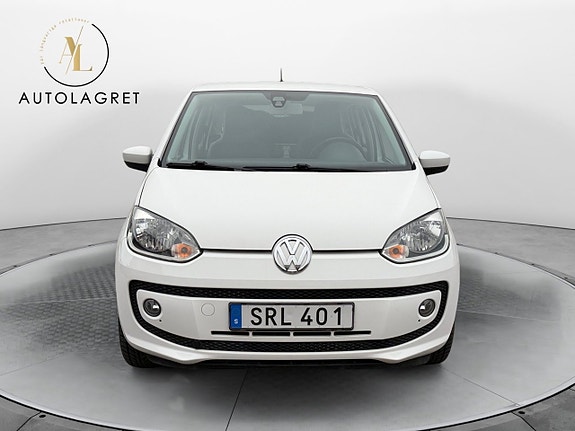 Volkswagen UP! 2 of 5