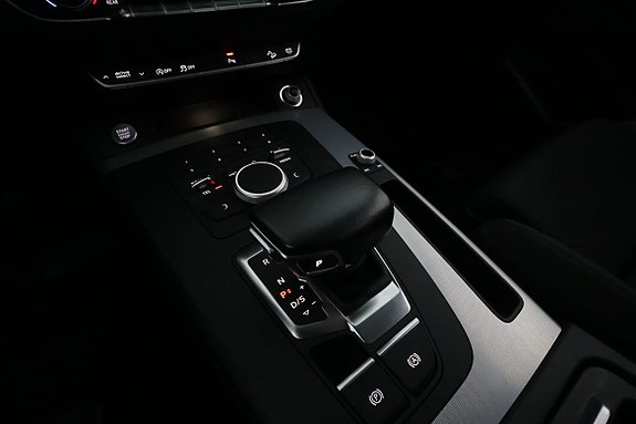 Audi Q5 21 of 30