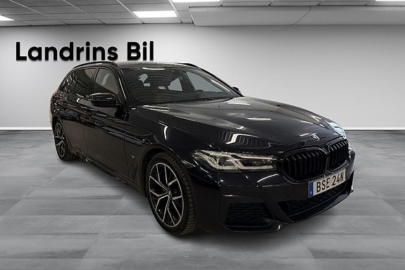 BMW 520d 3 of 5