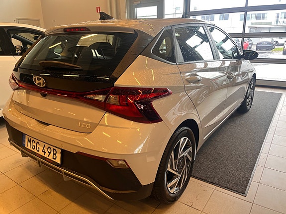 Hyundai i20 3 of 5