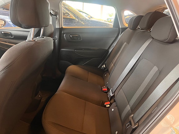 Hyundai i20 7 of 14